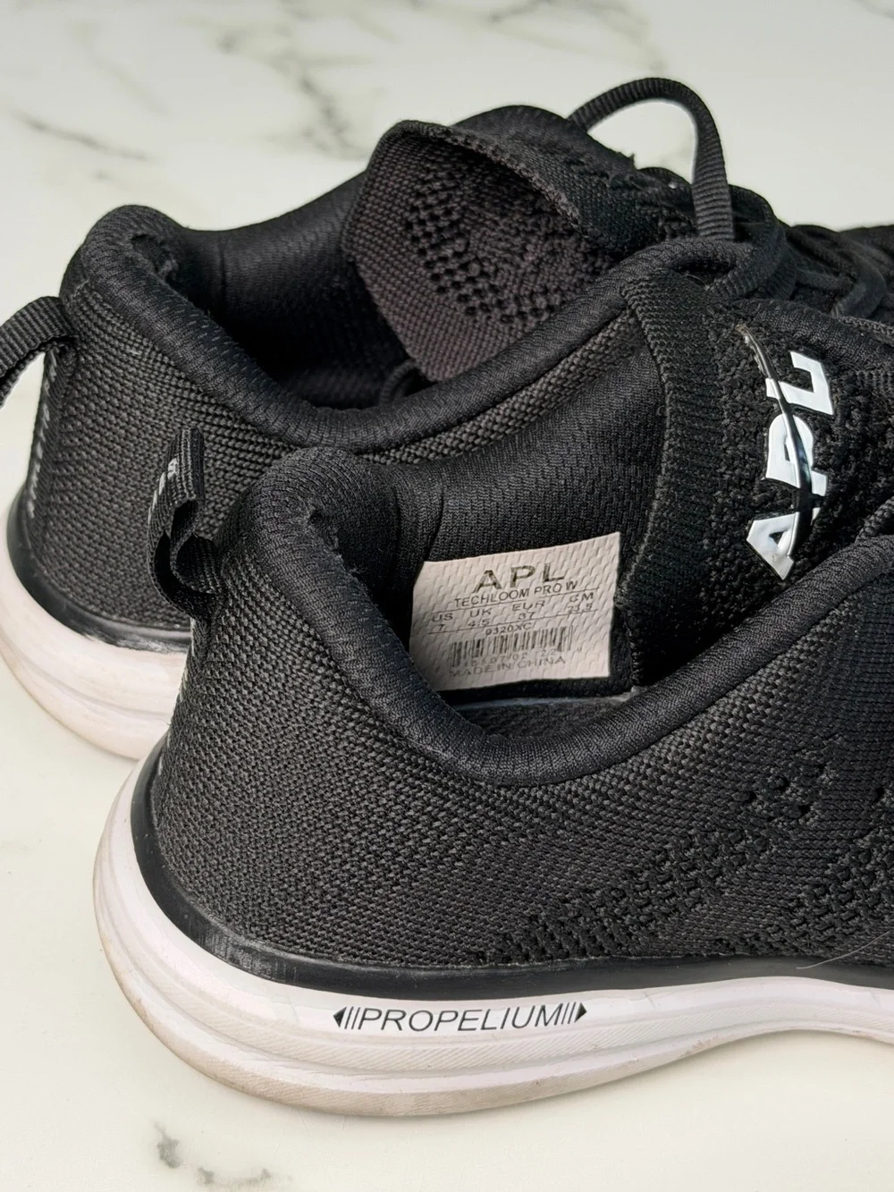 APL TechLoom Pro Black Knit Athletic Sneakers Women’s Size 7